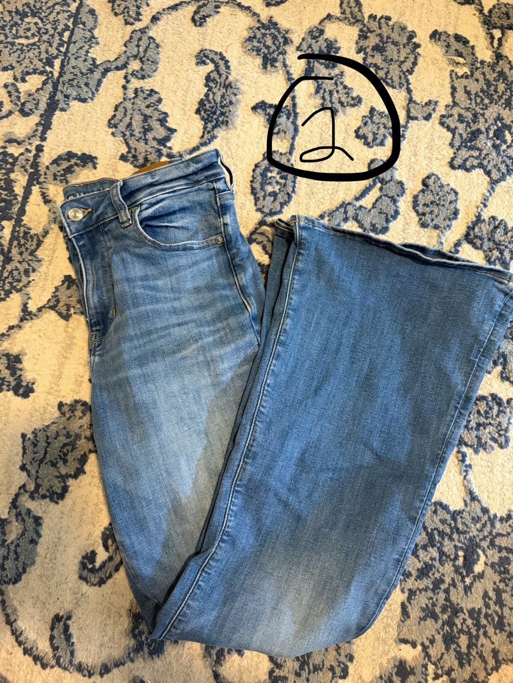 American Eagle Outfitters Women’s Blue Flared Jeans